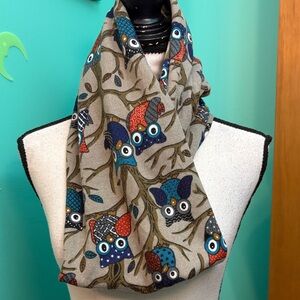 Vivian & Vincent Colorful Owl Print Infinity Scarf